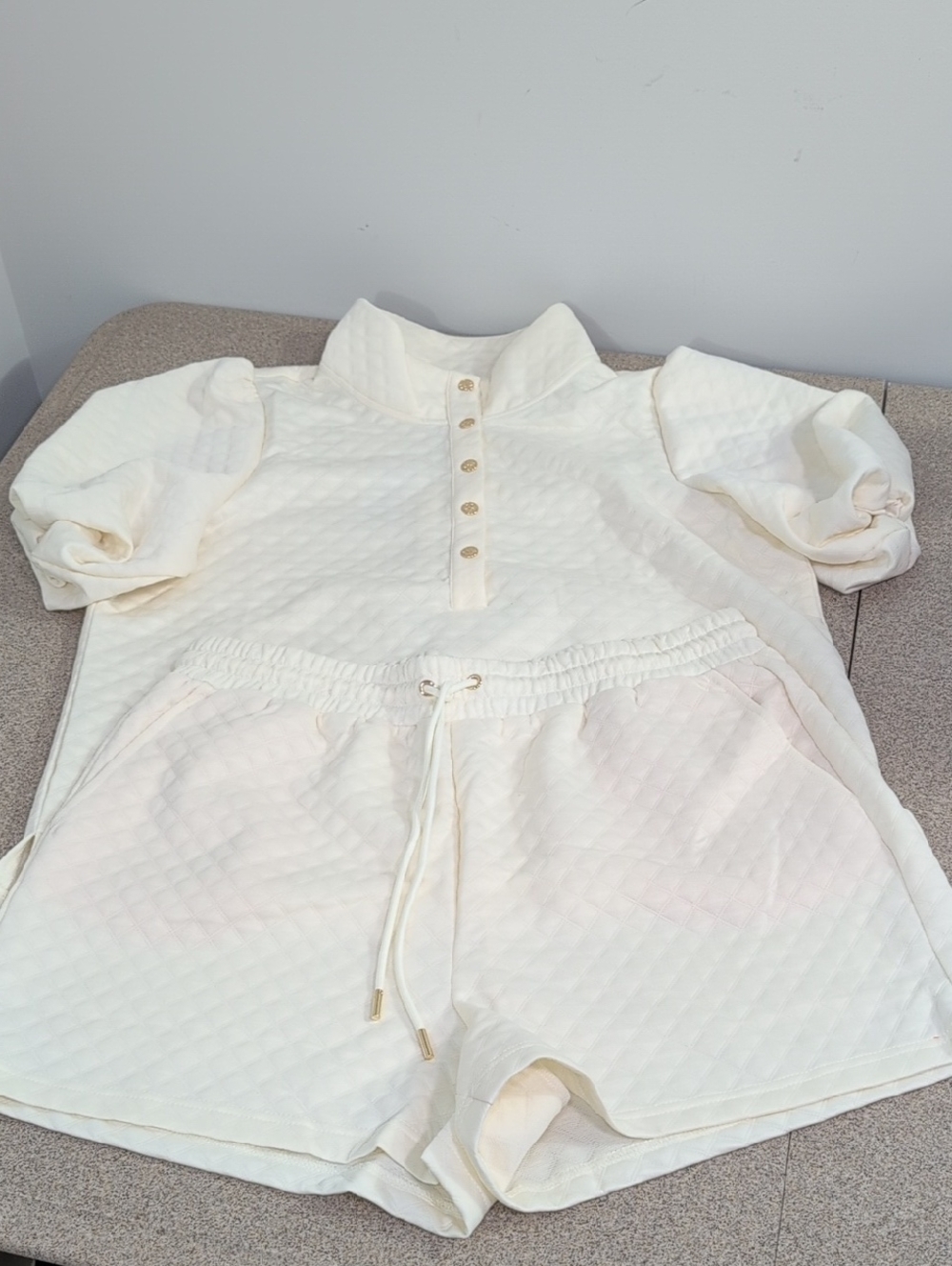 Mary Square Short Set, Madelyn, Top & Shorts, Quilted Cream, Loungewear, Size XL - Picture 2 of 15